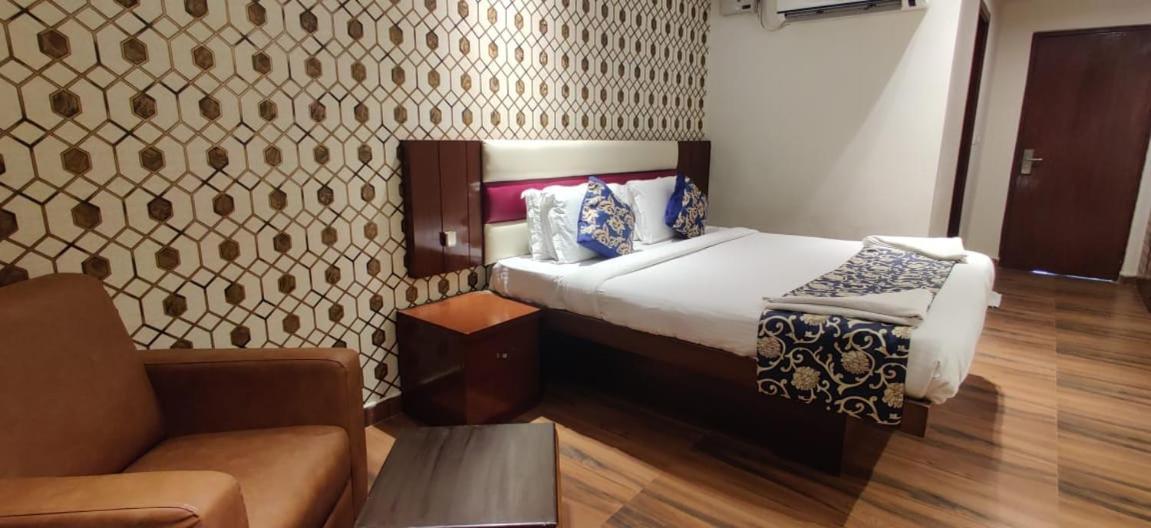 Hotel Rainbow International Shamshabad Haïdarabad Extérieur photo