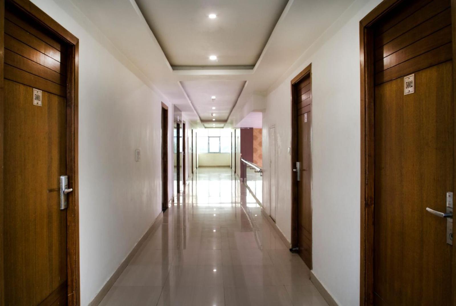 Hotel Rainbow International Shamshabad Haïdarabad Extérieur photo