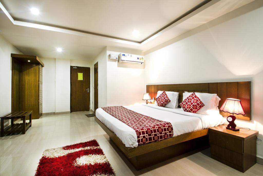Hotel Rainbow International Shamshabad Haïdarabad Extérieur photo