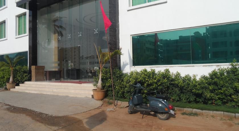 Hotel Rainbow International Shamshabad Haïdarabad Extérieur photo