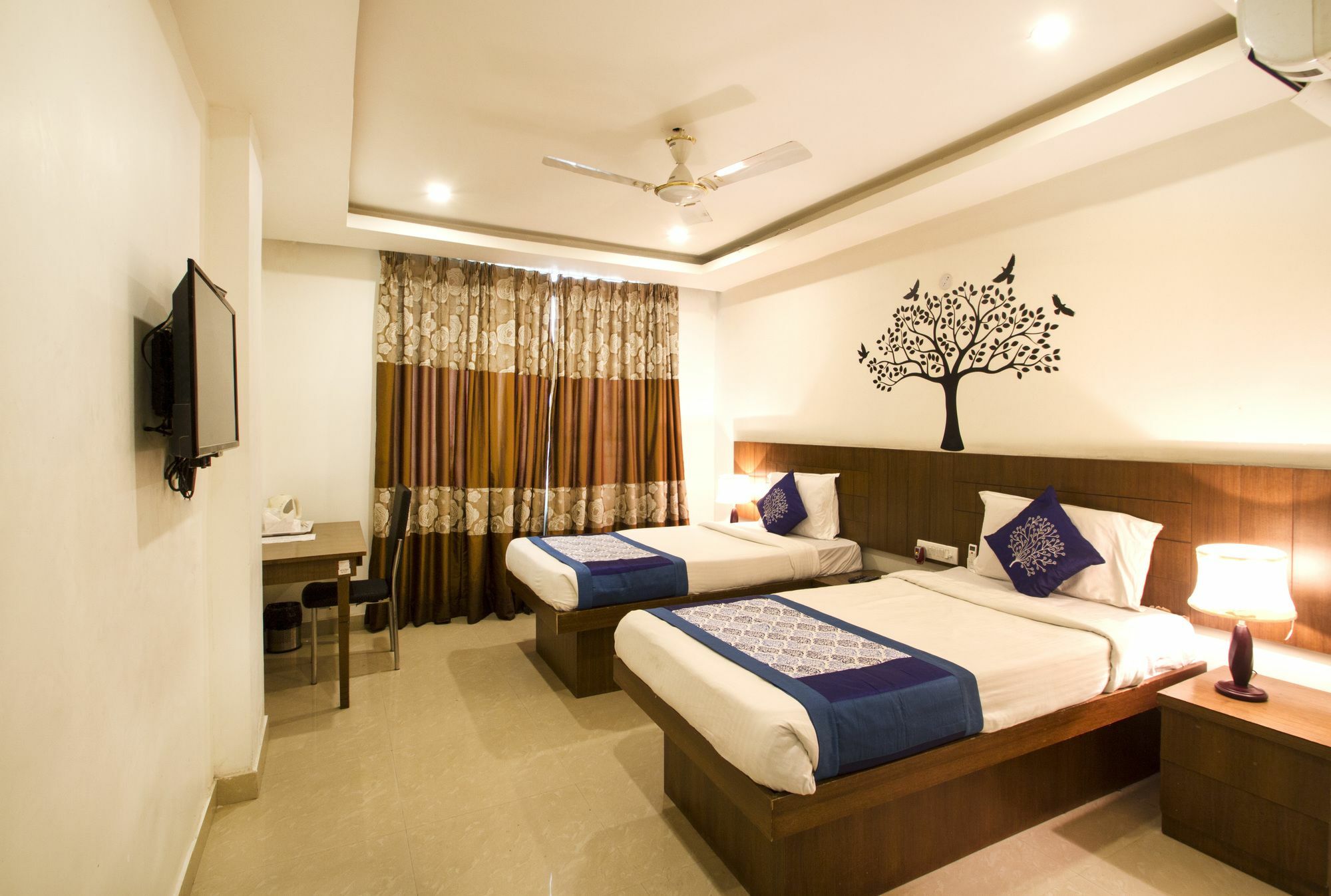Hotel Rainbow International Shamshabad Haïdarabad Extérieur photo